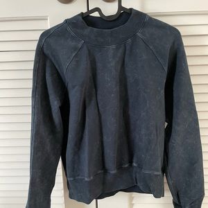 Lululemon cropped sweatshirt